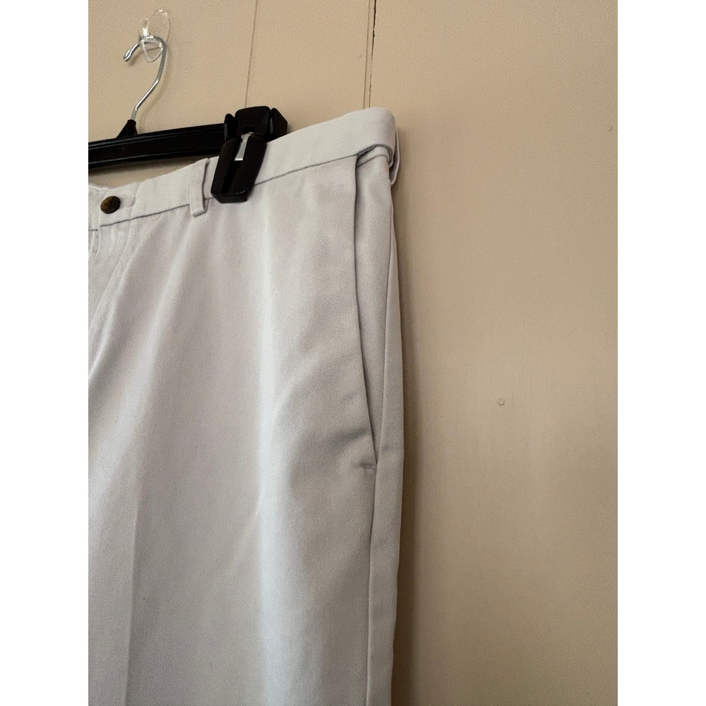 Haggar Select No-Iron Cotton Chino Pants Mens 36x30 Light Beige Flat Front 4111
